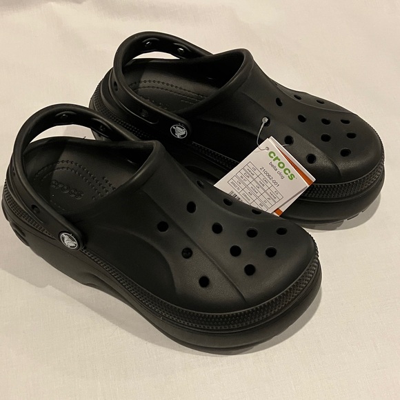 NWT CROCS Black Platform Shoes Bella Clogs size womens 6 - Picture 2 of 11
